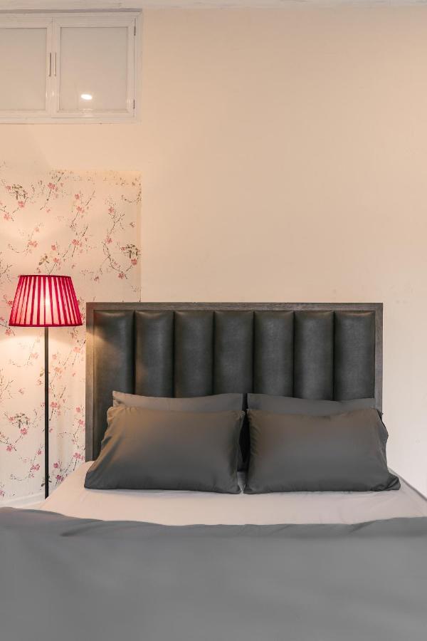 Apartment Delapong Homestay - 50m To Hoan Kiem Lake Hanoi