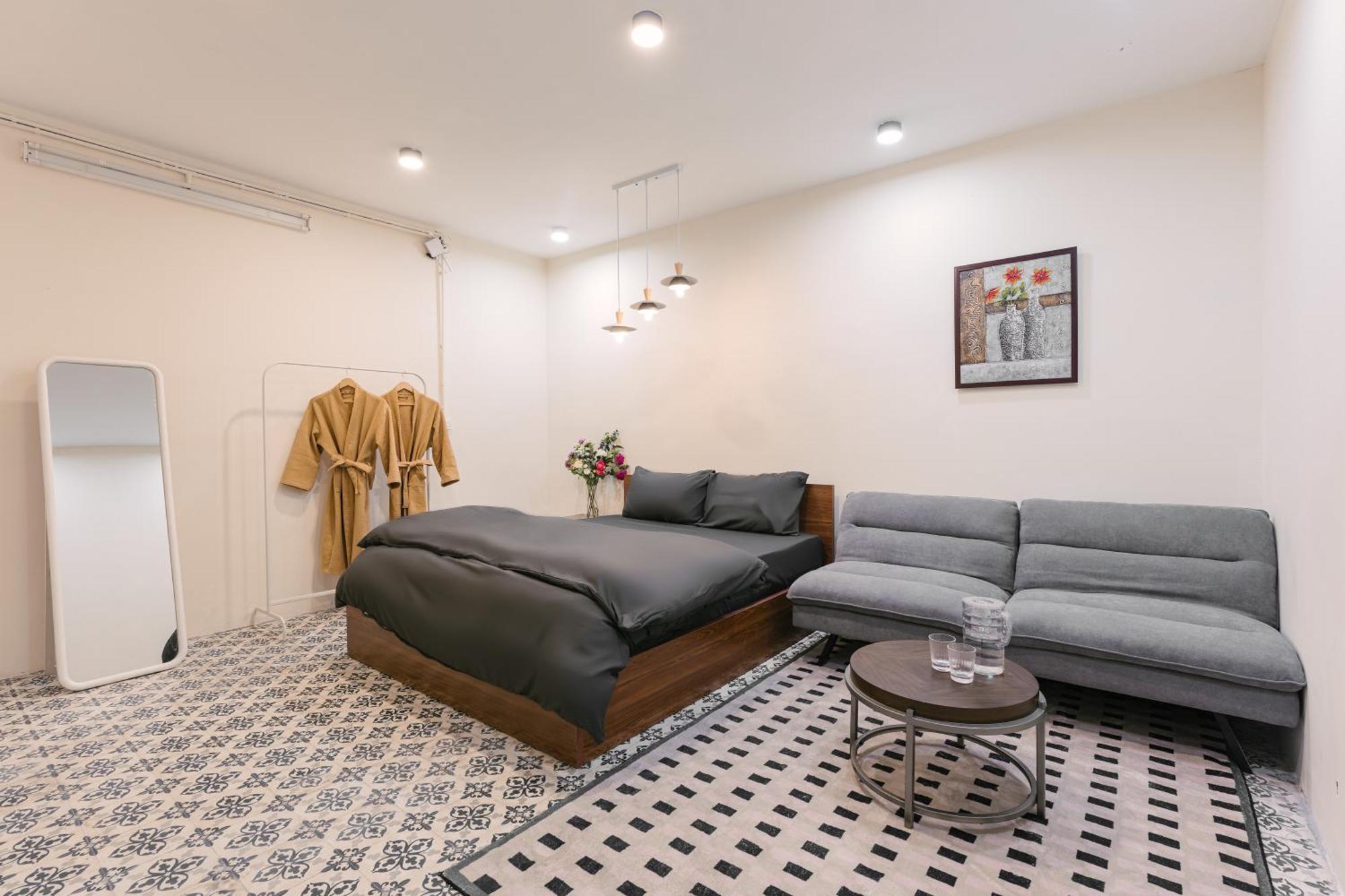 Delapong Homestay - 50m To Hoan Kiem Lake Apartment Hanoi